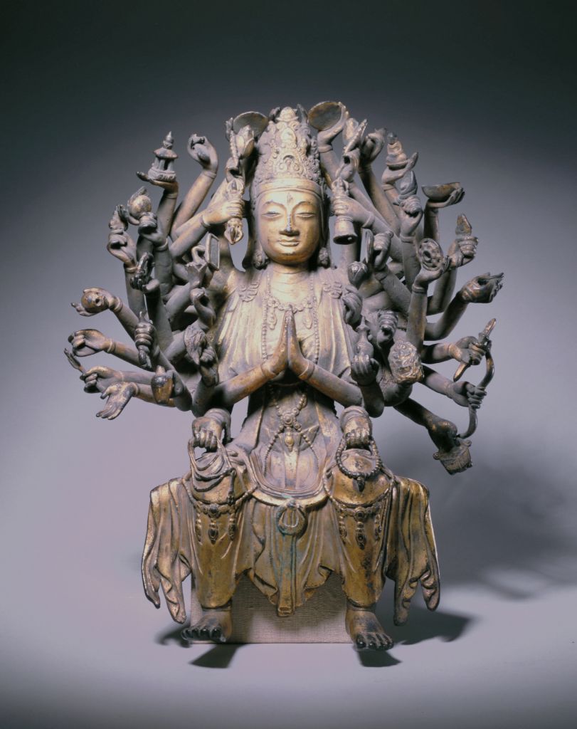 图片[1]-Bronze gilded Avalokitesvara with thousands of hands and thousands of eyes-China Archive